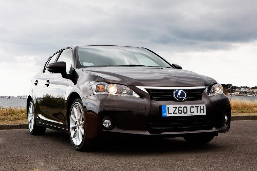  Lexus CT200h 2010 года  (фото 68 из 266)